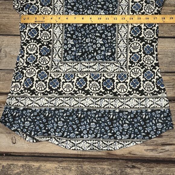 Lucky Brand Floral Shirt Women Top Size Medium Blue - Picture 3 of 5